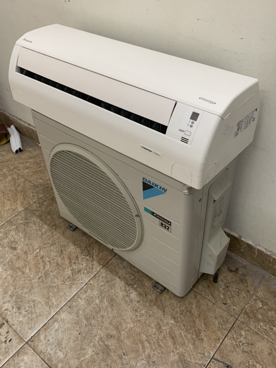 z5113109738945_c8d9091bc4000bc2ac7985dfc5a0f288